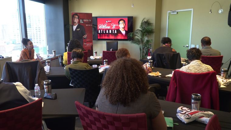 DL Hughley Classix