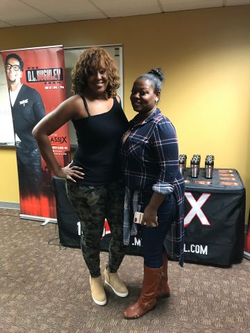 Shaw Shake At Fulton Co. Marshall's Dept