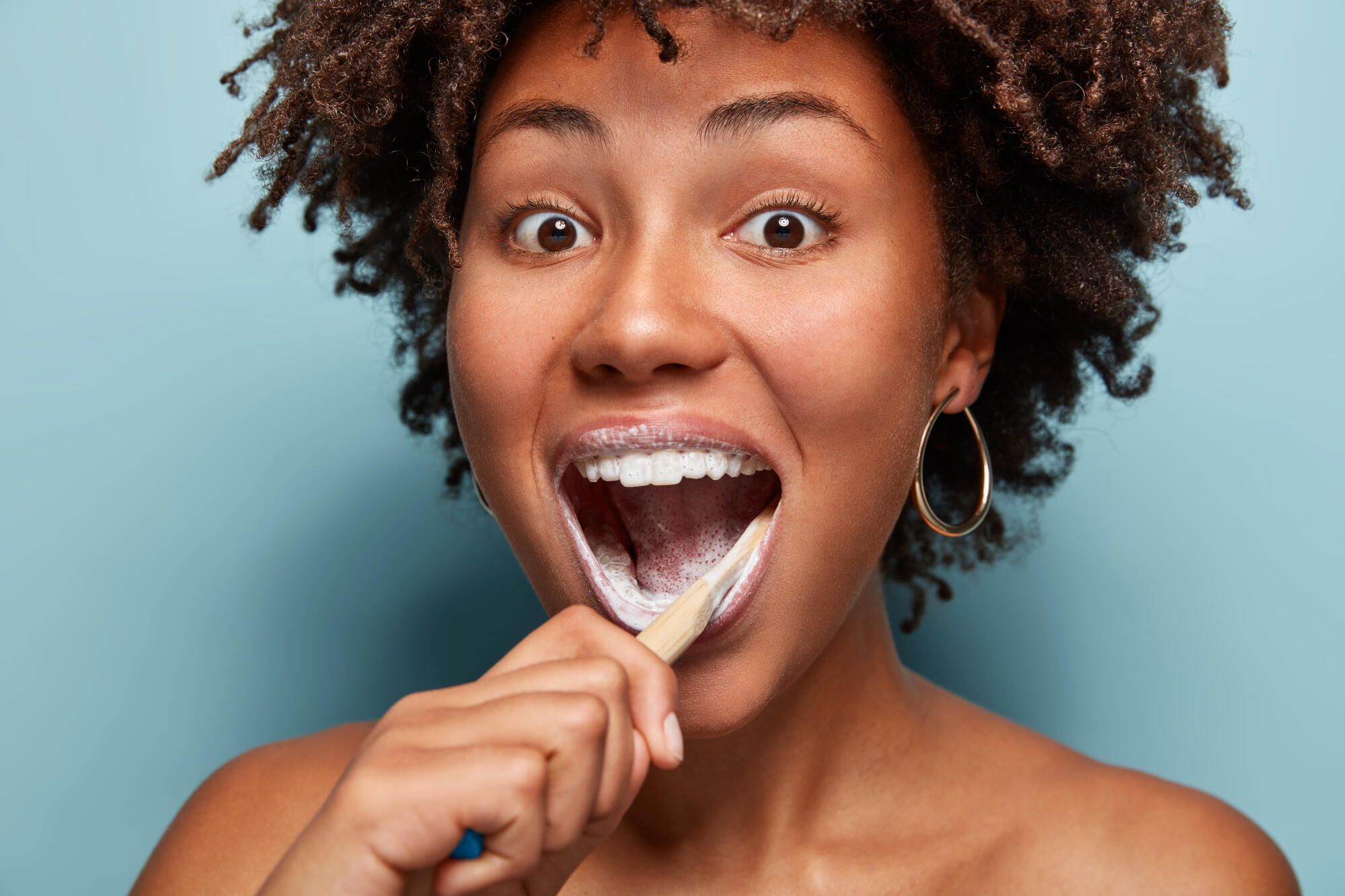 Oral health habits that can protect your smile as you age